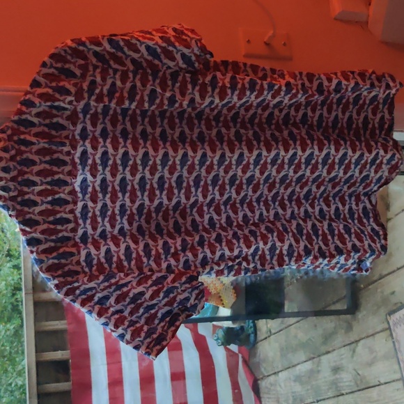 Men's Button Up Shirt Fish Print X-Large. - Picture 5 of 5